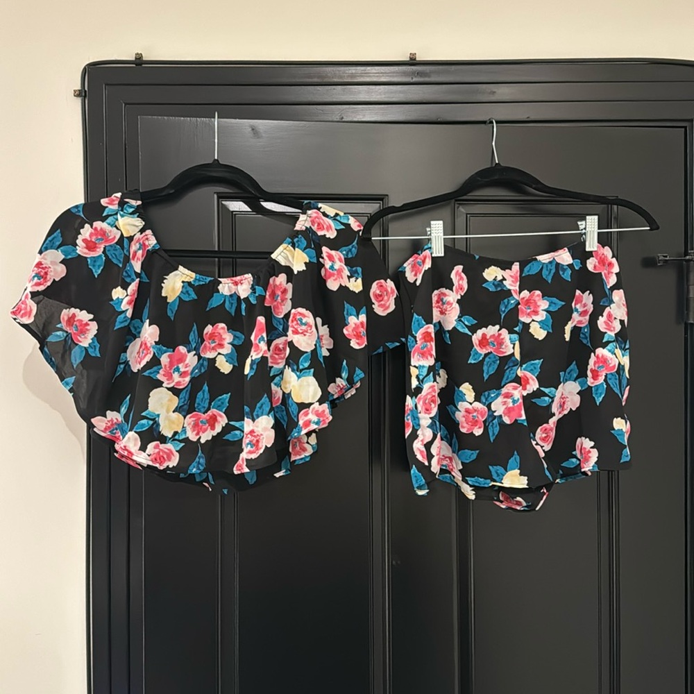 Show Me Your MuMu Floral Top & Shorts Set